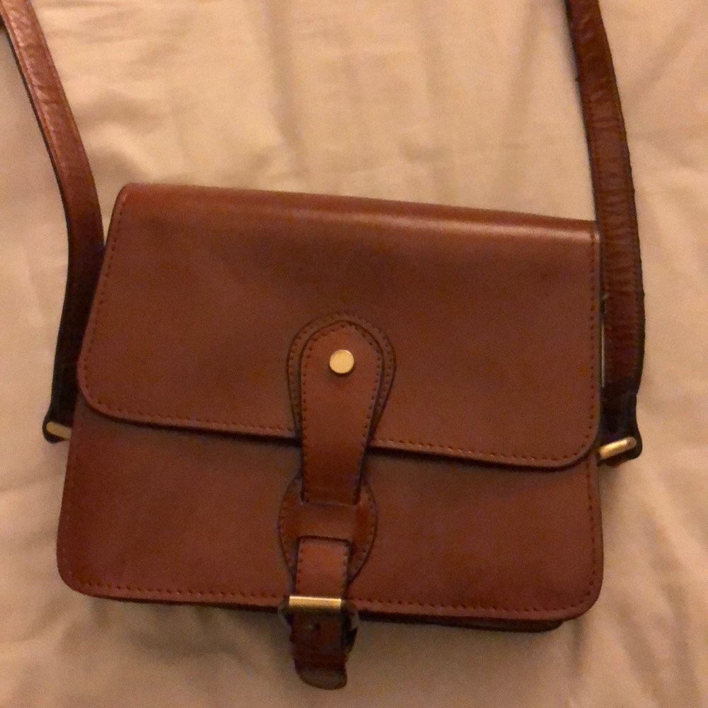 Leather Chestnut cross body bag